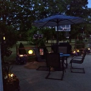 Meet your Posher, Bobbie